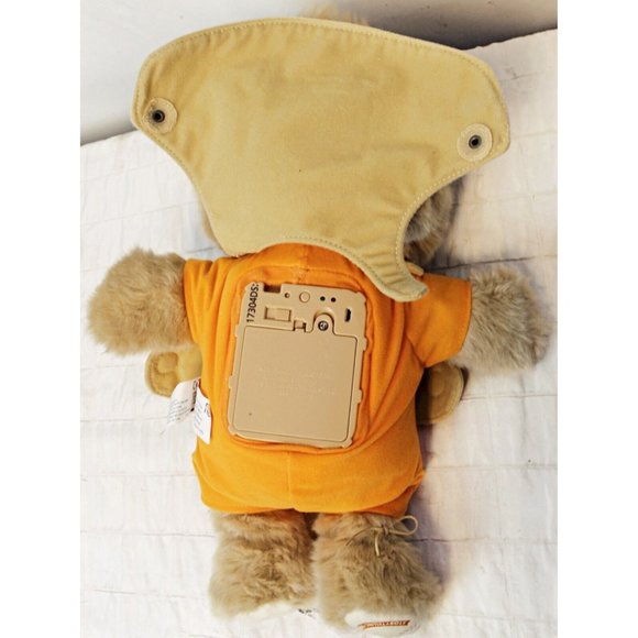 Teddy Ruxpin 2017 Talking Bear Bluetooth Plush Stuffed Animal Wicked Cool Toys - Picture 11 of 16